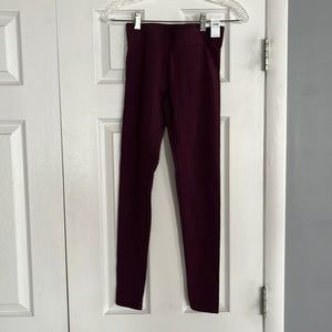 Maroon Aerie Chill leggings size medium. Never worn